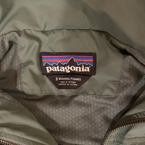 Patagonia Women small Windbreaker - Picture 3 of 8